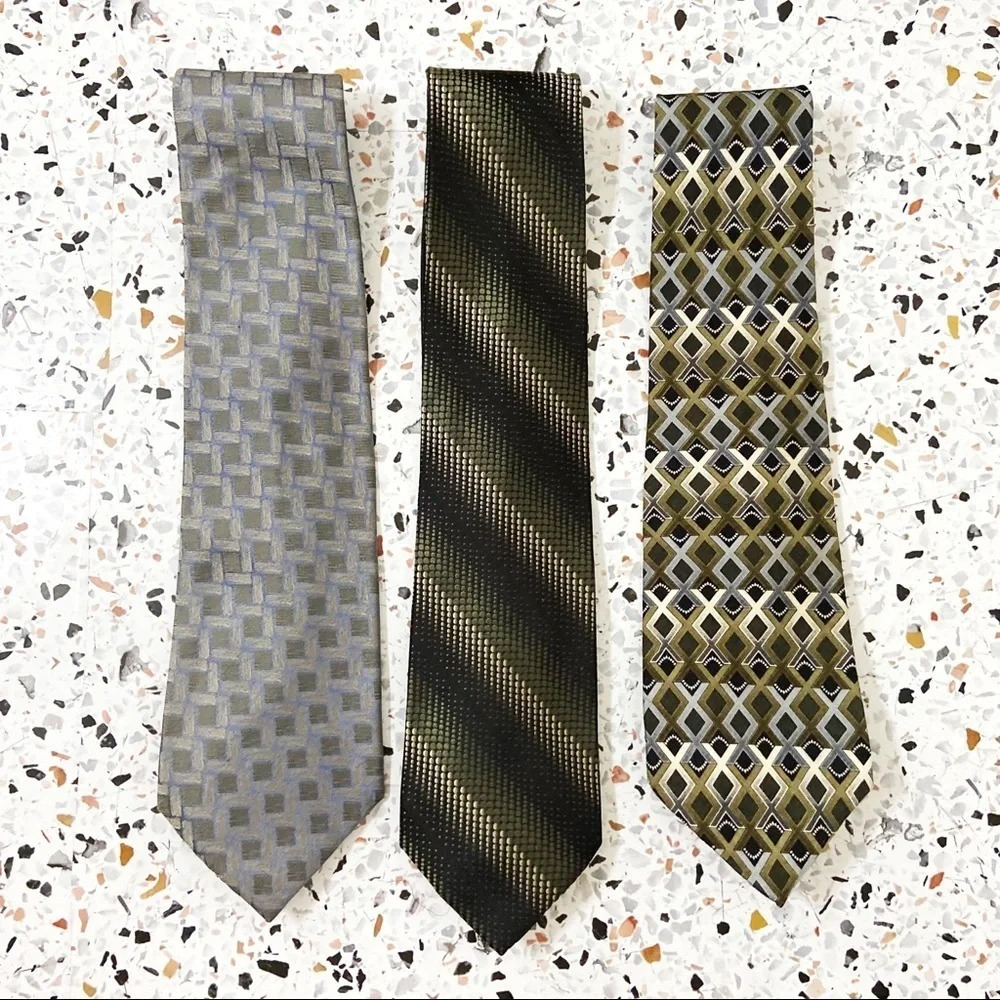 100% SILK NECK TIES LOT OF 3 W/HANGER MIX BRAND STAFFORD JAY JACOBS KENNETH COLE